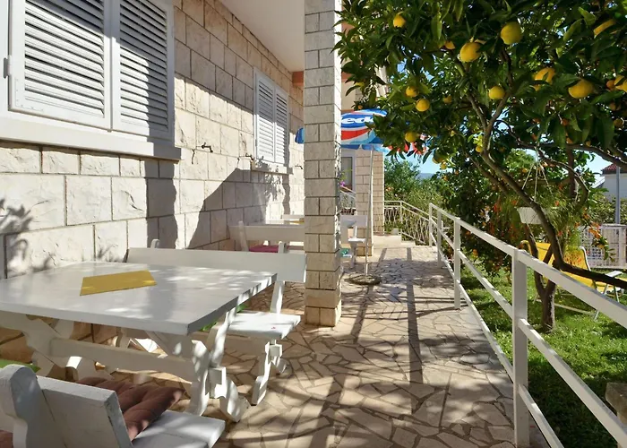 Laidback - One Bedroom With Balcony And Sea View Lavander