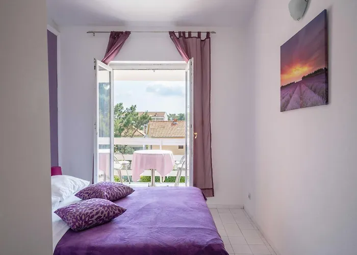 Appartamento Laidback - One Bedroom With Balcony And Sea View Lavander