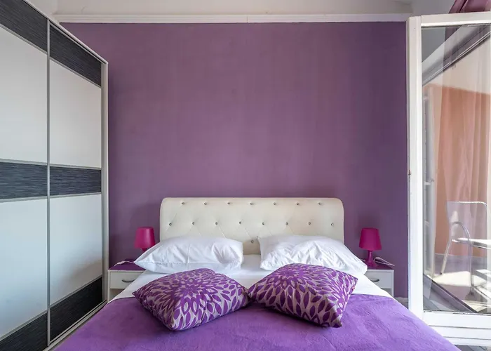 Laidback - One Bedroom With Balcony And Sea View Lavander Appartamento Orebić