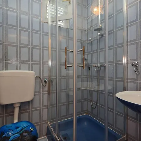 Apartment Laidback - One Bedroom With Balcony And Sea View Lavander
