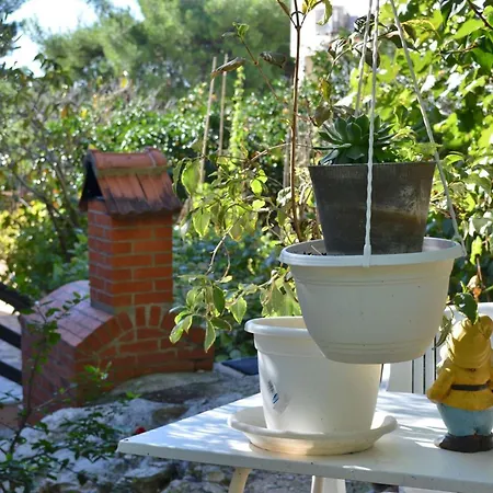 Laidback - One Bedroom With Balcony And Sea View Lavander Orebic