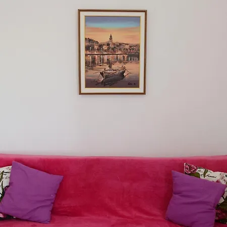 Apartment Laidback - One Bedroom With Balcony And Sea View Lavander *