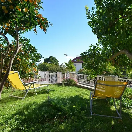 Laidback - One Bedroom With Balcony And Sea View Lavander * Orebić