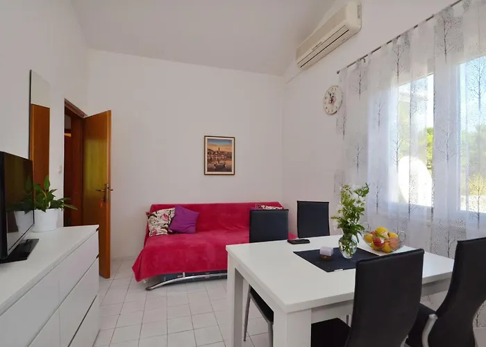 Laidback - One Bedroom With Balcony And Sea View Lavander 公寓